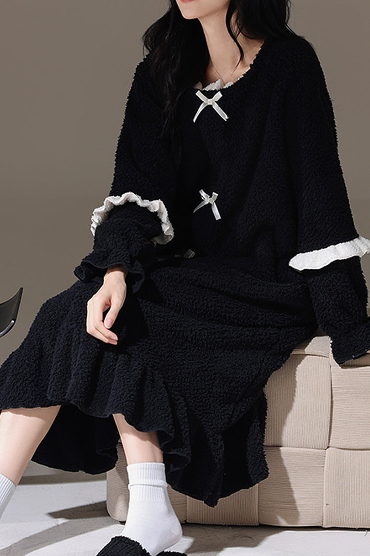 Mute Sheep Sleeve Detail