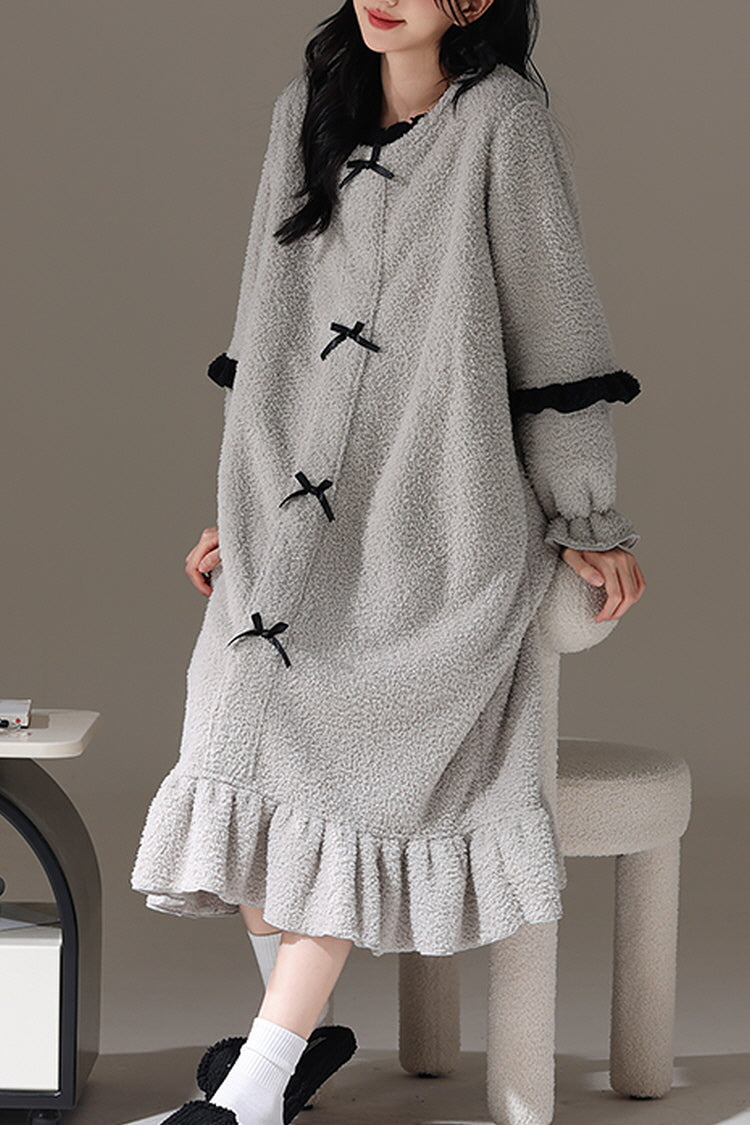 Mute Sheep Sleeve Detail