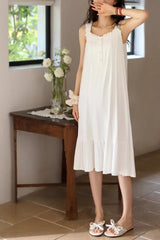 Curtainwake Nightdress