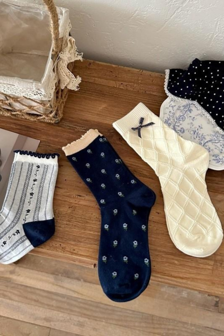 Cottage Memory Set