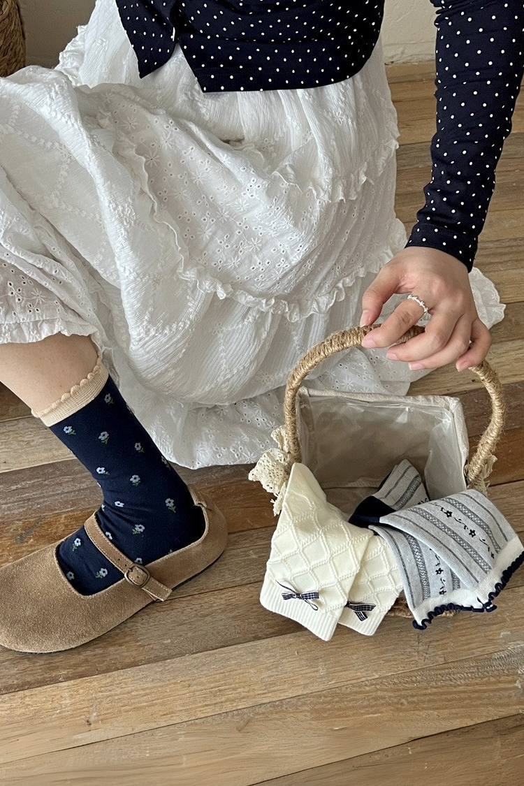 Cottage Memory Set